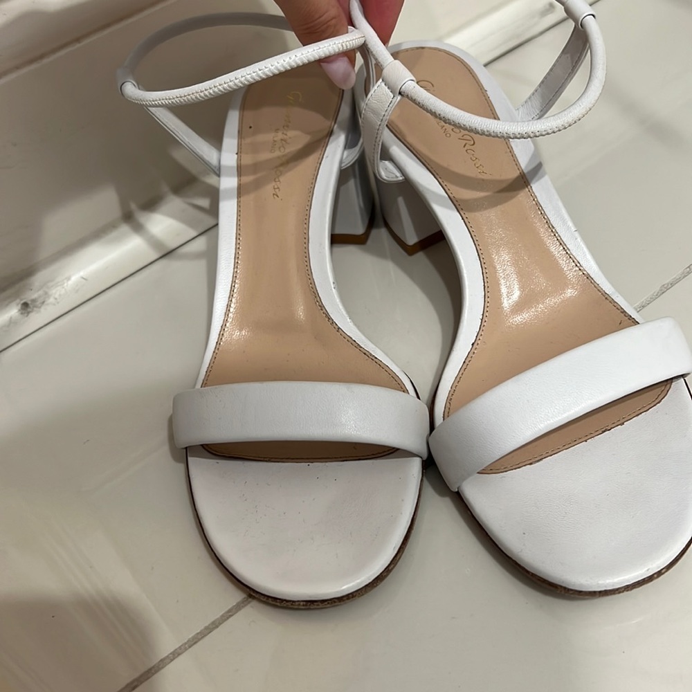 Gianvito Rossi low heels